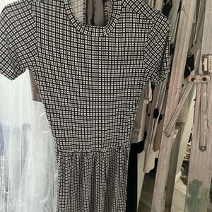 Forever 21 women’s size, small black and white dress
